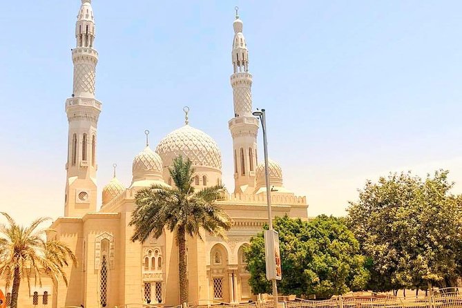 Dubai Sightseeing Day tour - Crossing Dubai Creek by abra