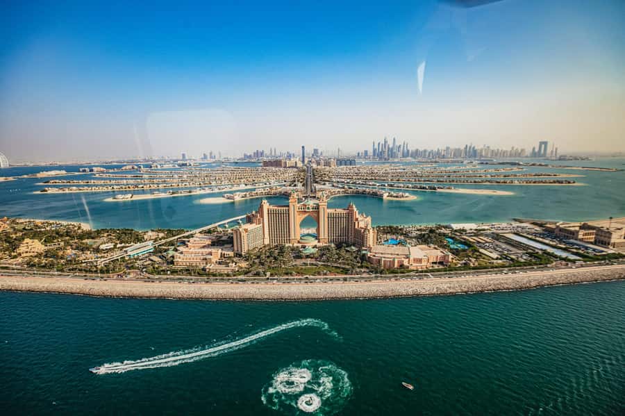 Dubai: Sightseeing Helicopter Ride from The Palm - Taking off from Atlantis The Palm