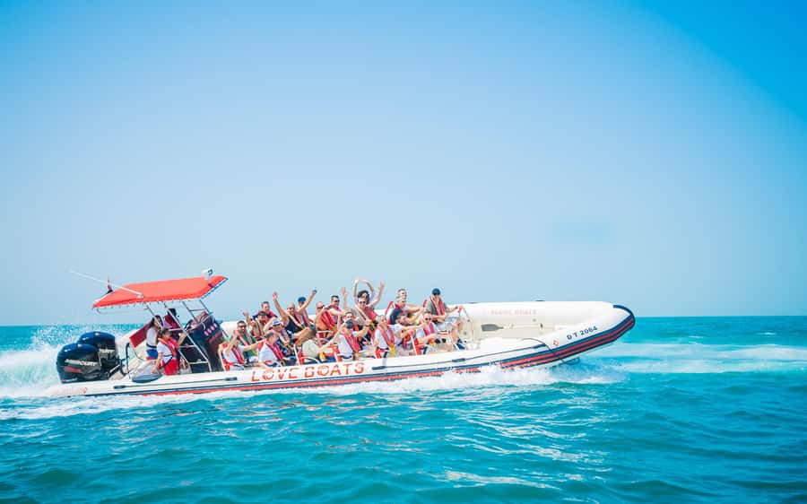 Dubai: Sightseeing Speedboat Tour with Live Tour Guide - Why a RIB boat is a smart way to see Dubai