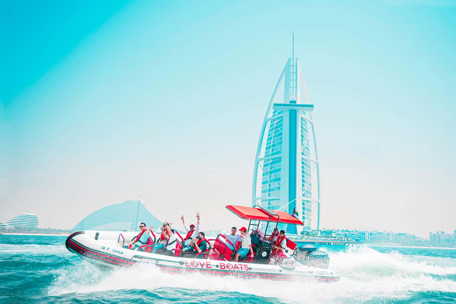 Dubai: Sightseeing Speedboat Tour with Live Tour Guide - Burj Al Arab and the best photo stop