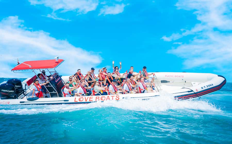 Dubai: Sightseeing Speedboat Tour with Live Tour Guide - Starting in Dubai Marina
