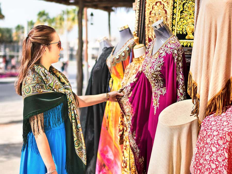 Dubai: Signature Old Town, Heritage Souks & Traditional Abra - Dubai Frame: a 15-minute view across two eras