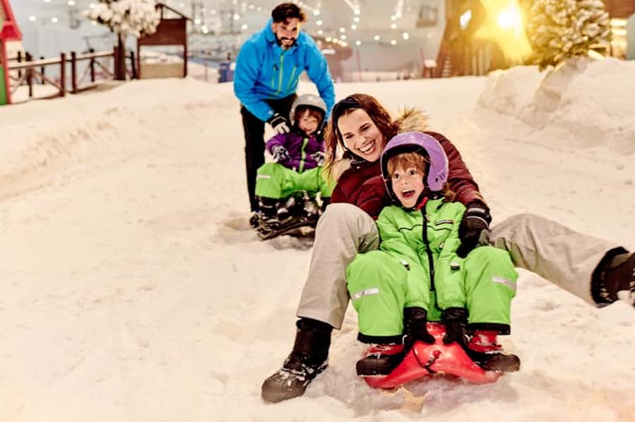 Dubai: Ski Dubai Snow Plus Pass - Timing your visit inside Mall of the Emirates