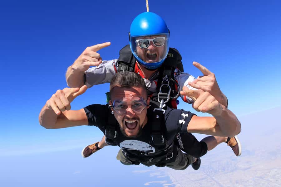 Dubai: Skydive at The Palm with Photos, Video & Yacht Tour - Safety rules, age limits, and medical concerns