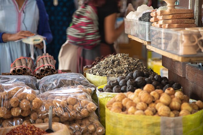 Dubai Souks, Food & Culture Walking Tour - Crossing Dubai Creek by abra
