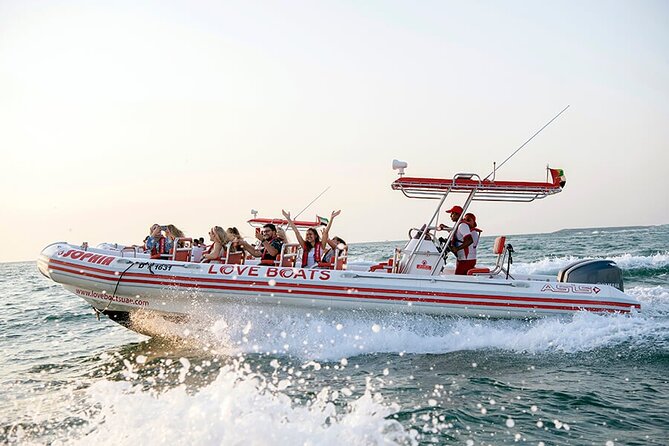 Dubai Speed Boat Tours: Marina, Atlantis and Burj Al Arab - Guides, photos, and the small-group setup