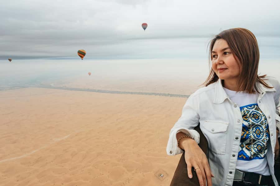 Dubai: Sunrise Balloon Flight with Camel Ride & Breakfast - Who will enjoy this morning most