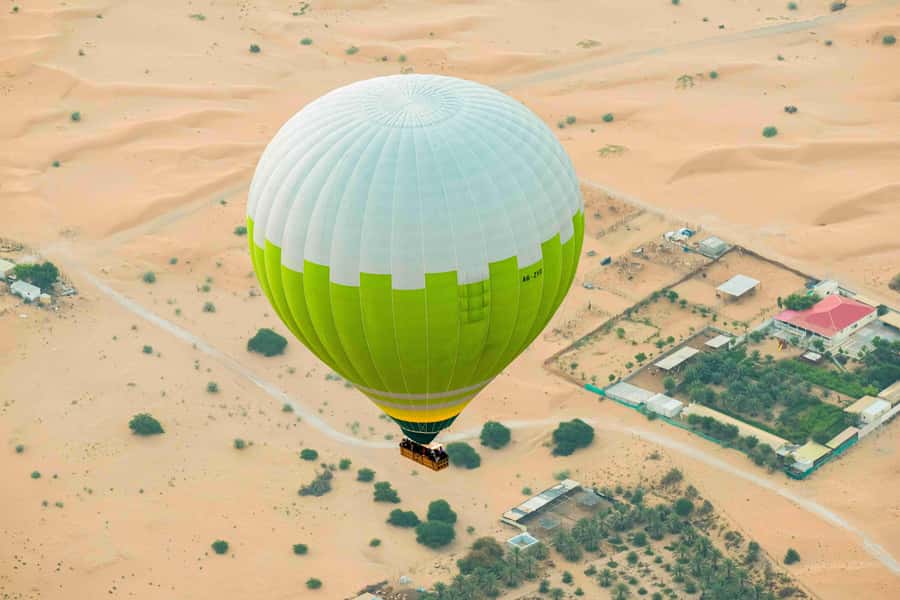 Dubai: Sunrise Hot Air Balloon Flight, Breakfast, Camel Ride - Key points to know before booking