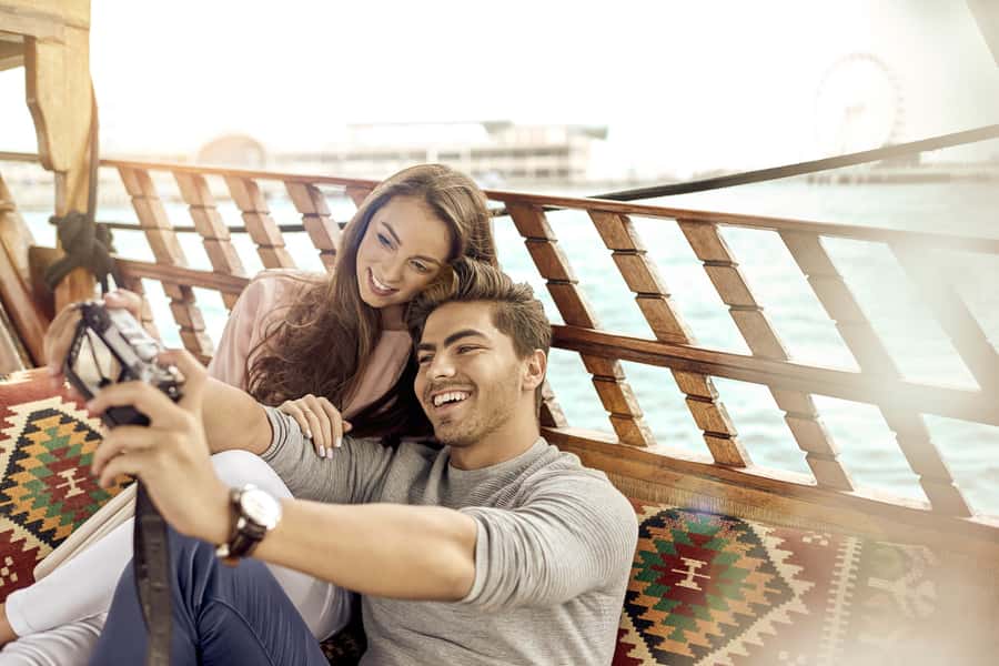 Dubai: Sunset Cruise on Traditional Boat & Emirati High Tea - Finding the kiosk at Dubai Festival City Mall