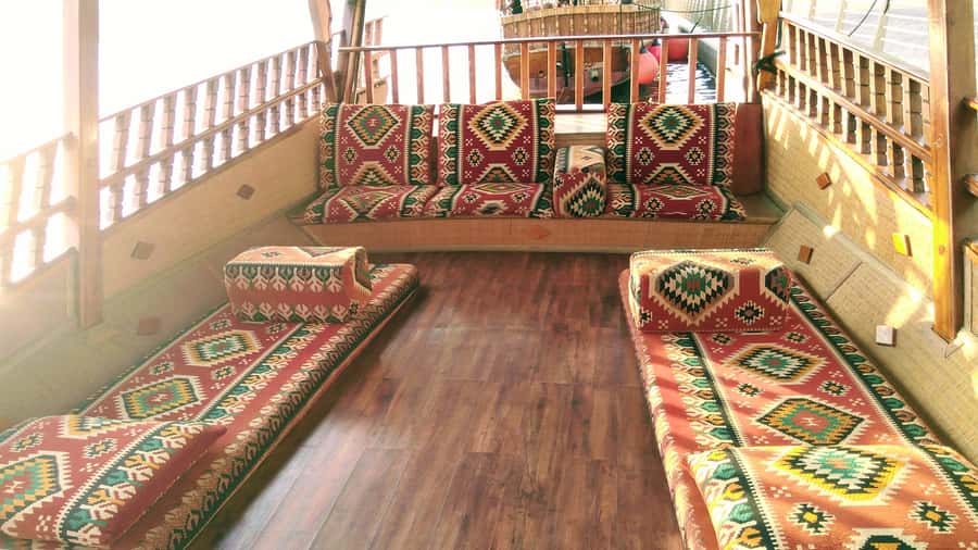 Dubai: Sunset Cruise on Traditional Boat & Emirati High Tea - What arrives on the Emirati high tea