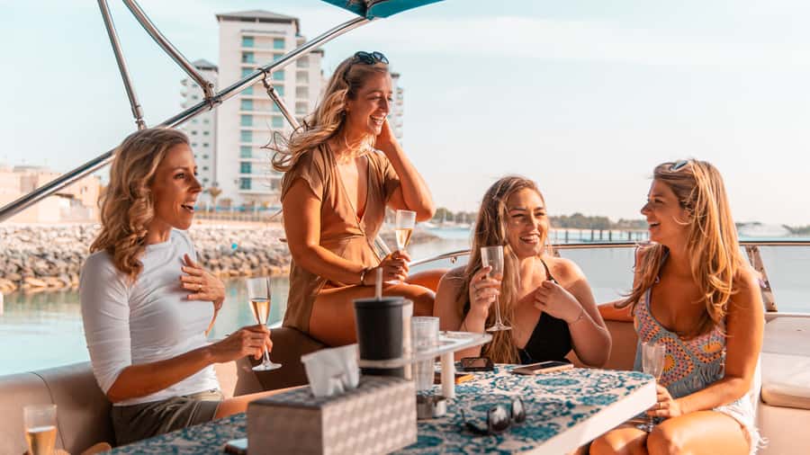 Dubai: Sunset & Night Cruise with Bites and Drinks - Why this cruise works so well in Dubai