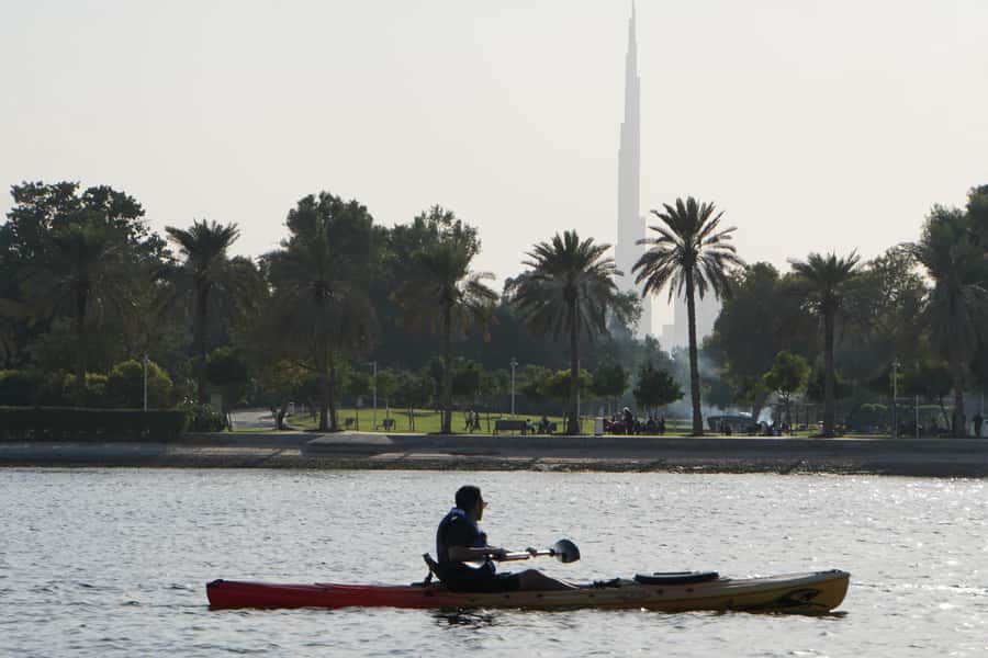 Dubai: Sunset/Night Dubai Creek Kayak Tour - Returning with the city behind you
