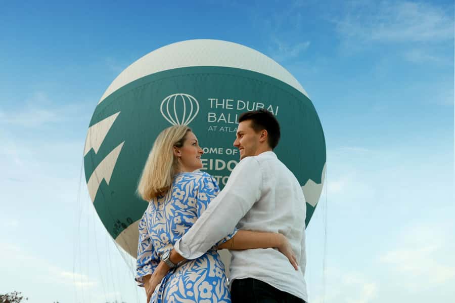 Dubai: The Dubai Balloon at Atlantis - The best time to ride