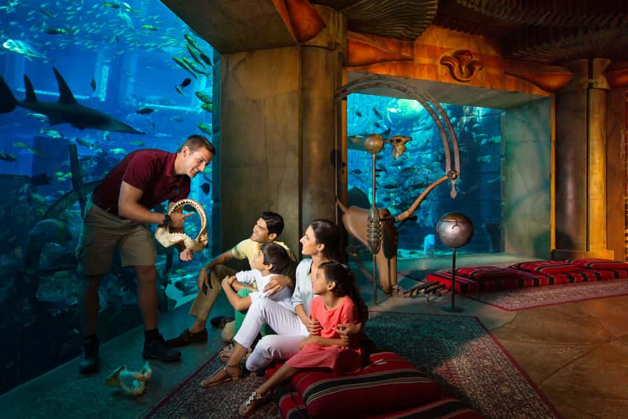 Dubai: The Lost Chambers Aquarium Atlantis Diving Experience - Entering The Lost Chambers Aquarium