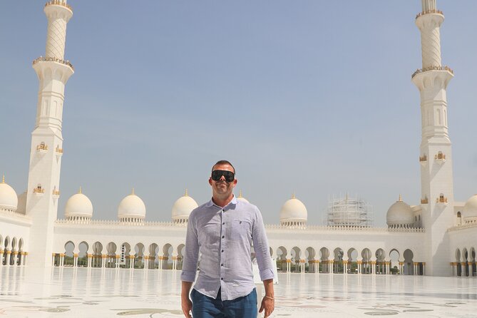 Dubai to Abu Dhabi Day Trip: Grand Mosque, Palace & Etihad Towers - Key points to know before you book