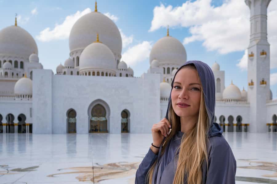 Dubai to Abu Dhabi Private Tour: Grand Mosque & Royal Palace - Starting at Sheikh Zayed Grand Mosque