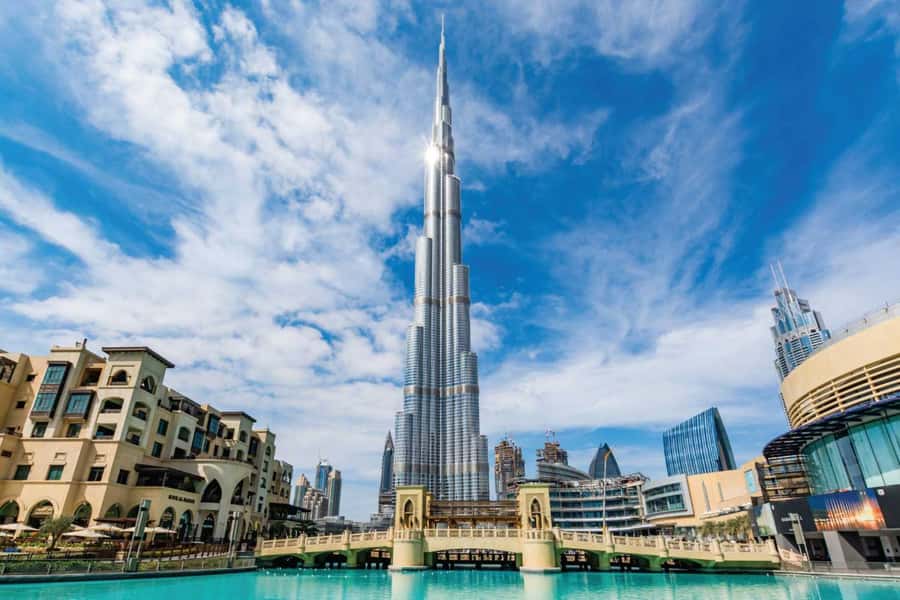 Dubai: Top City Attractions Photo Stop Tour - Burj Khalifa: the big downtown photo stop