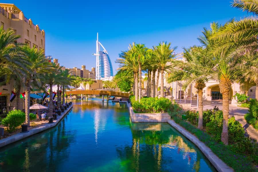 Dubai: Top City Attractions Photo Stop Tour - Palm Jumeirah and the road to Atlantis