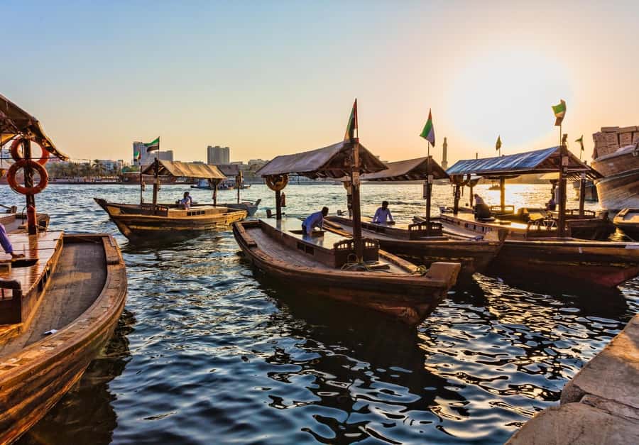 Dubai: Top City Attractions Photo Stop Tour - Old Dubai and the Gold Souk