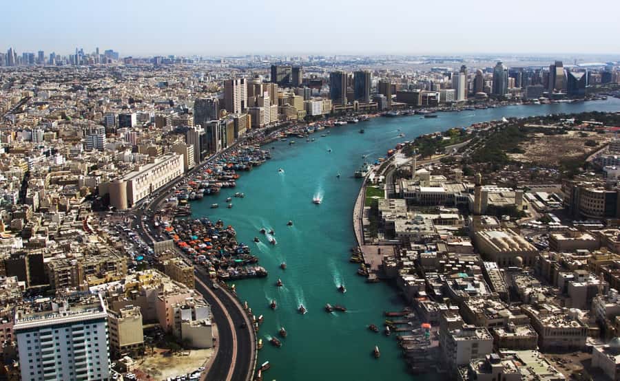 Dubai: Top City Attractions Photo Stop Tour - Guides, commentary, and taking better photos