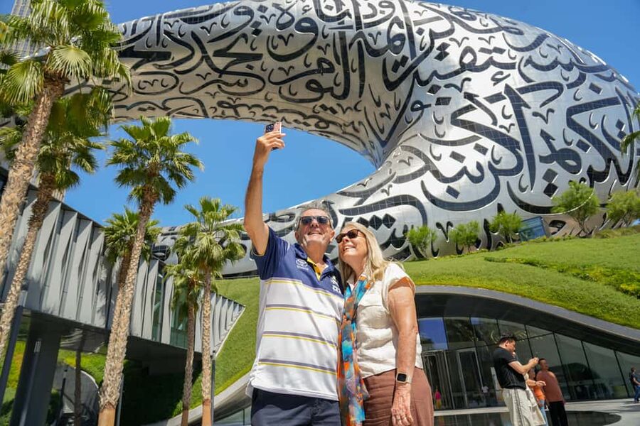 Dubai Top Highlights: Frame Entry, Souks, Abra & Street Food - Gold Souk, Spice Souk, and the abra crossing