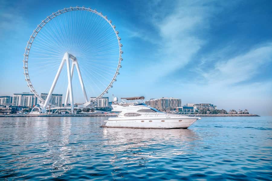 Dubai Yacht Tour - Boat Trip upto 12 guests Private event - Umm Suqeim and Burj Al Arab at sunset