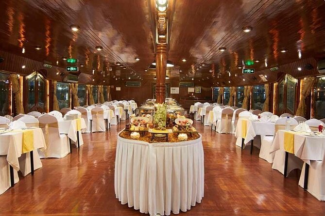 Exclusive Dhow Cruise at Marina - What the 90-minute route feels like