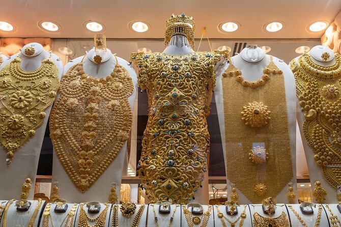 Explore the Backstreets of Old Dubai with an Insider - Gold, textiles, and the art of looking