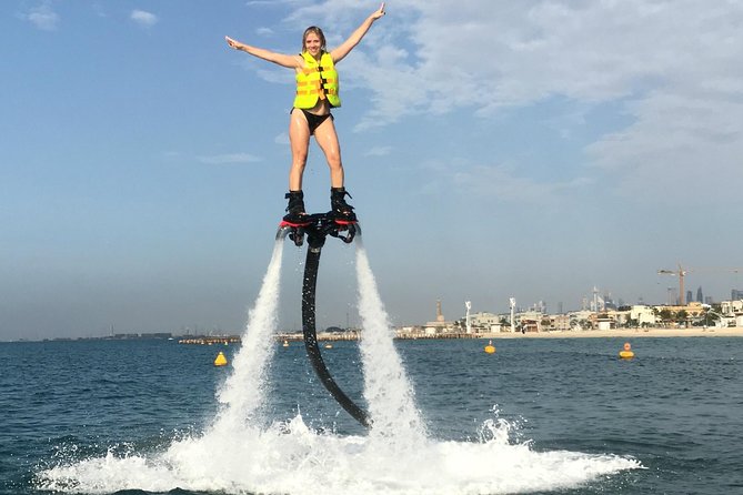 Flyboard Experience in Dubai - 30min - Your safety briefing and first attempt