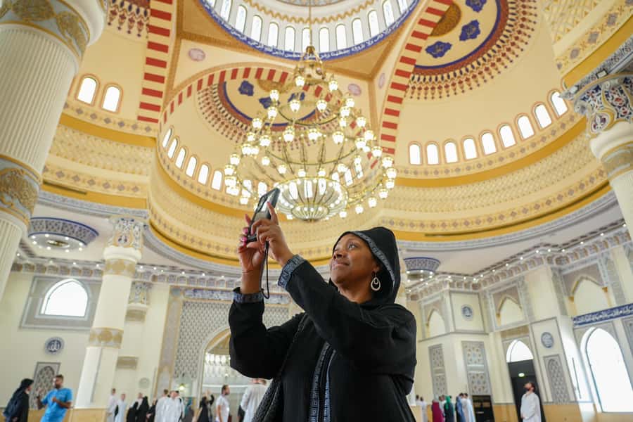 From Abu Dhabi: Dubai City Tour with Creek, Abra & Old Souks - The Blue Mosque and its careful dress code