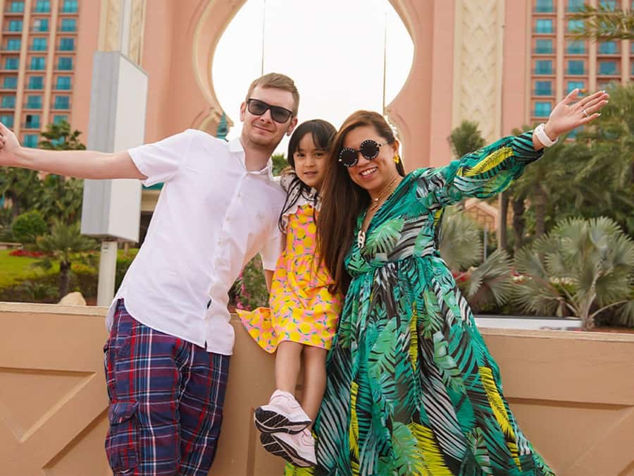 From Abu Dhabi: Dubai City Tour with Frame & Abra Boat Ride - The Blue Mosque and its dress rules