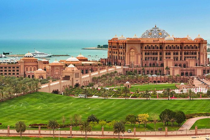 From Abu Dhabi: Grand Mosque, Qasr Al Watan Palace & Etihad Tower - What the guide adds to a fast-moving day