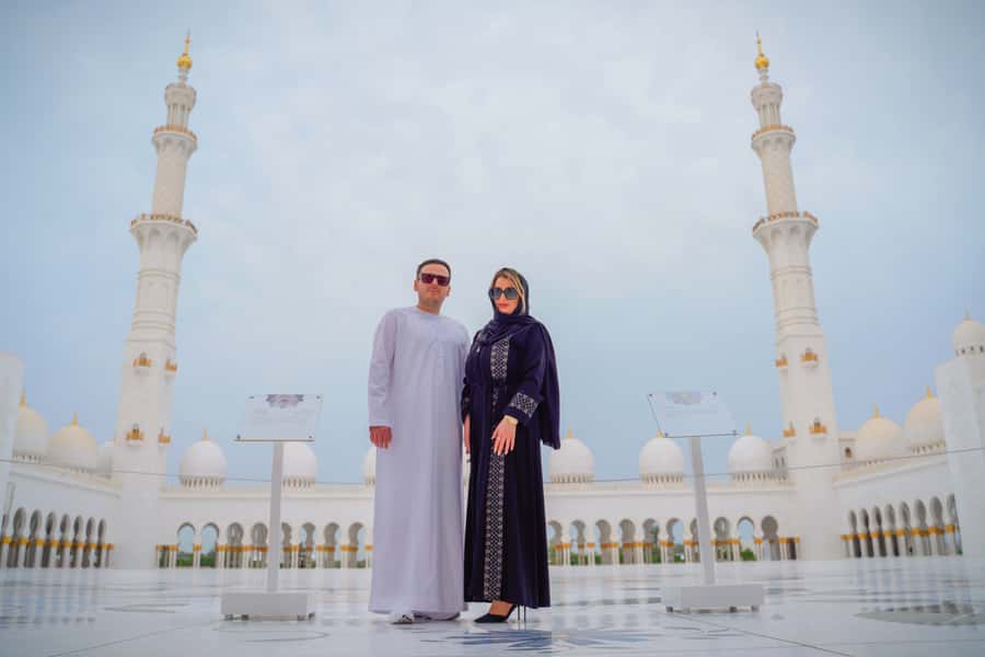 From Abu Dhabi: Grand Mosque, Royal Palace, and Etihad Tower - Key points to know before booking