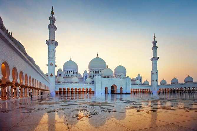 From Abu Dhabi: Sheikh Zayed Mosque, Royal Palace & Etihad Tower - Corniche and Emirates Palace: scenic stops between the main visits