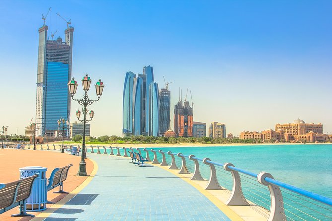 From Abu Dhabi: Sheikh Zayed Mosque, Royal Palace & Etihad Tower - Etihad Towers: a compact visit with a famous movie backdrop