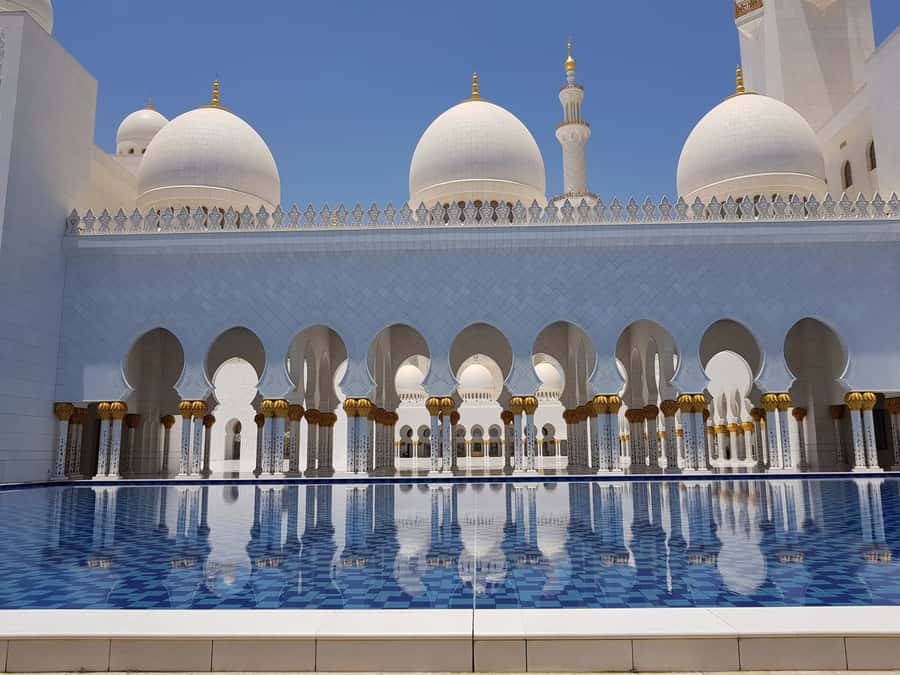 From Dubai: Abu Dhabi City Tour - Who should book this Abu Dhabi day trip?