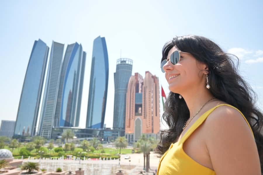 From Dubai: Abu Dhabi Day Tour with Warner Bros World Ticket - Key points to know before booking