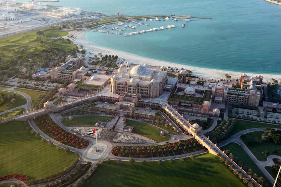 From Dubai: Abu Dhabi Essentials Tour with Optional Lunch - Marjan Islamic Gallery: useful stop or sales pitch?