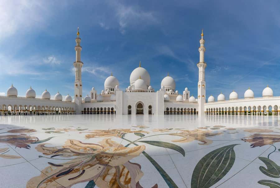From Dubai: Abu Dhabi Grand Mosque & Louvre Museum Full-Day - What the timing feels like in practice