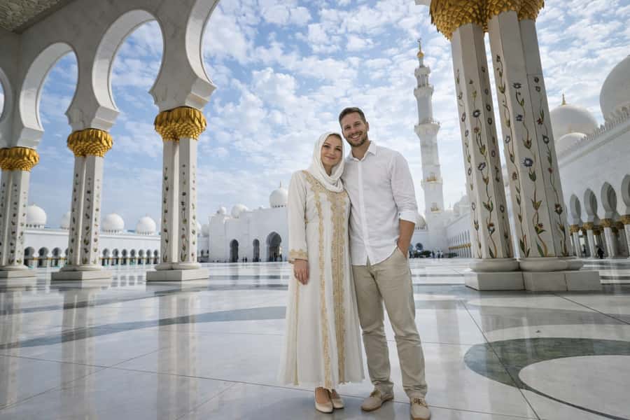 From Dubai: Abu Dhabi Small-Group Day-Tour with Lunch - Yas Marina Circuit and Ferrari World