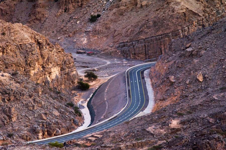 From Dubai: Jabel Jais High Mountain Tour with Transfers - Why Jebel Jais makes a good break from Dubai
