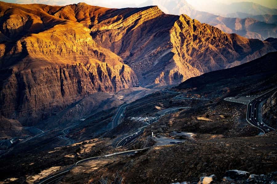 From Dubai: Jabel Jais High Mountain Tour with Transfers - Photo stops and the high mountain views