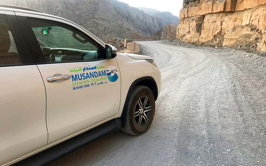 From Dubai: Musandam Khasab Tour with Boat Trip and Safari - Lunch and the quick change from sea to road