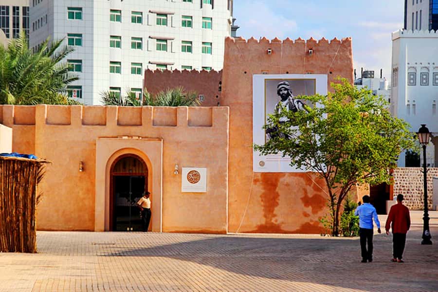 From Dubai: Sharjah Heritage & Culture Tour - Al Arsa souk and the pleasures of browsing