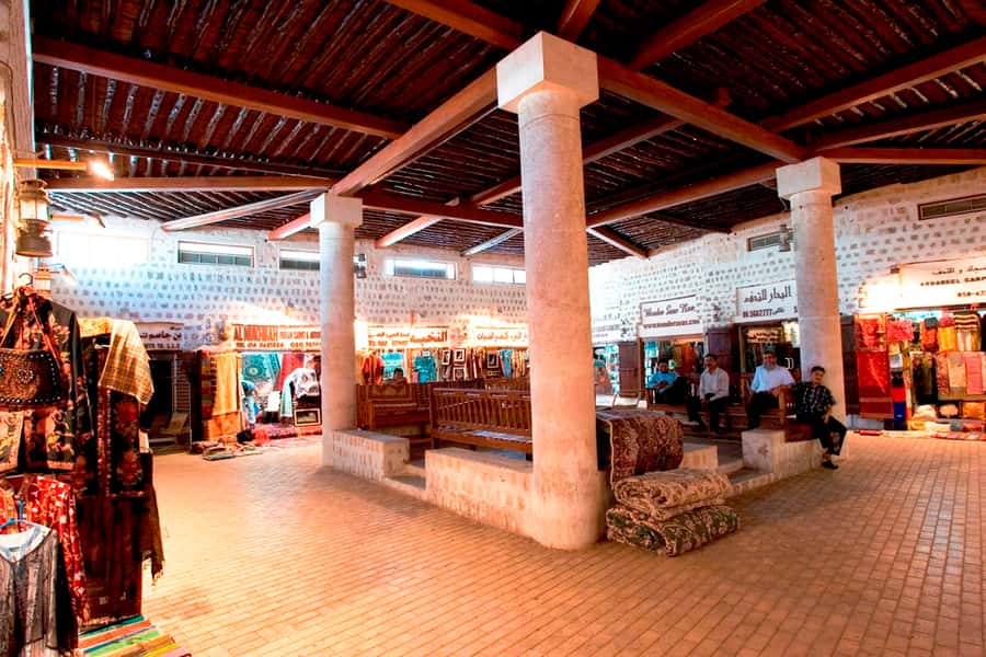 From Dubai: Sharjah Heritage & Culture Tour - Guide quality and the audio system