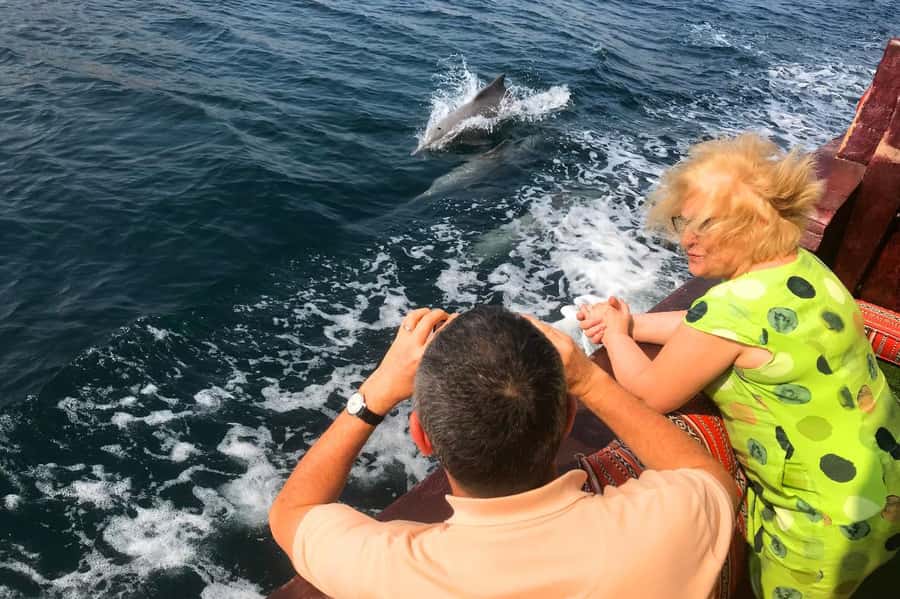 From Dubai/Sharjah/RAK: Dibba Musandam Trip & Dhow Cruise - Fishing and the final hours onboard
