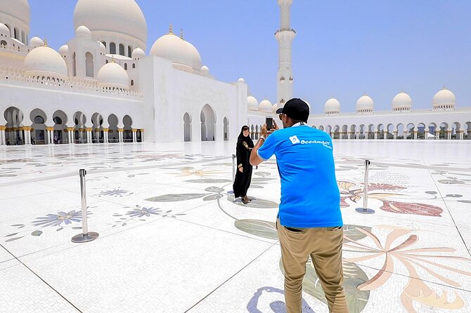 From Dubai To Abu Dhabi: Royal Palace, Grand Mosque &Etihad Tower - Why Abu Dhabi makes a good second UAE day