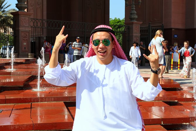 From Dubai To Abu Dhabi: Royal Palace, Grand Mosque &Etihad Tower - Qasr Al Watan: grand rooms and national purpose
