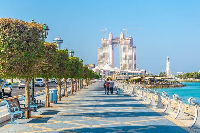 From Dubai To Abu Dhabi: Royal Palace, Grand Mosque &Etihad Tower - Transport, group size, and the pace of the day