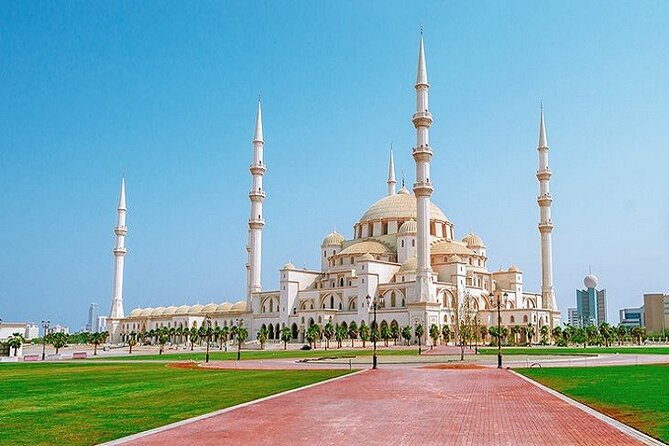 Fujairah East Coast Tour with Visit to Sheikh Zayed Mosque - Key points at a glance